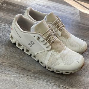 ON Mens cloud 2.0, white/sand size 12